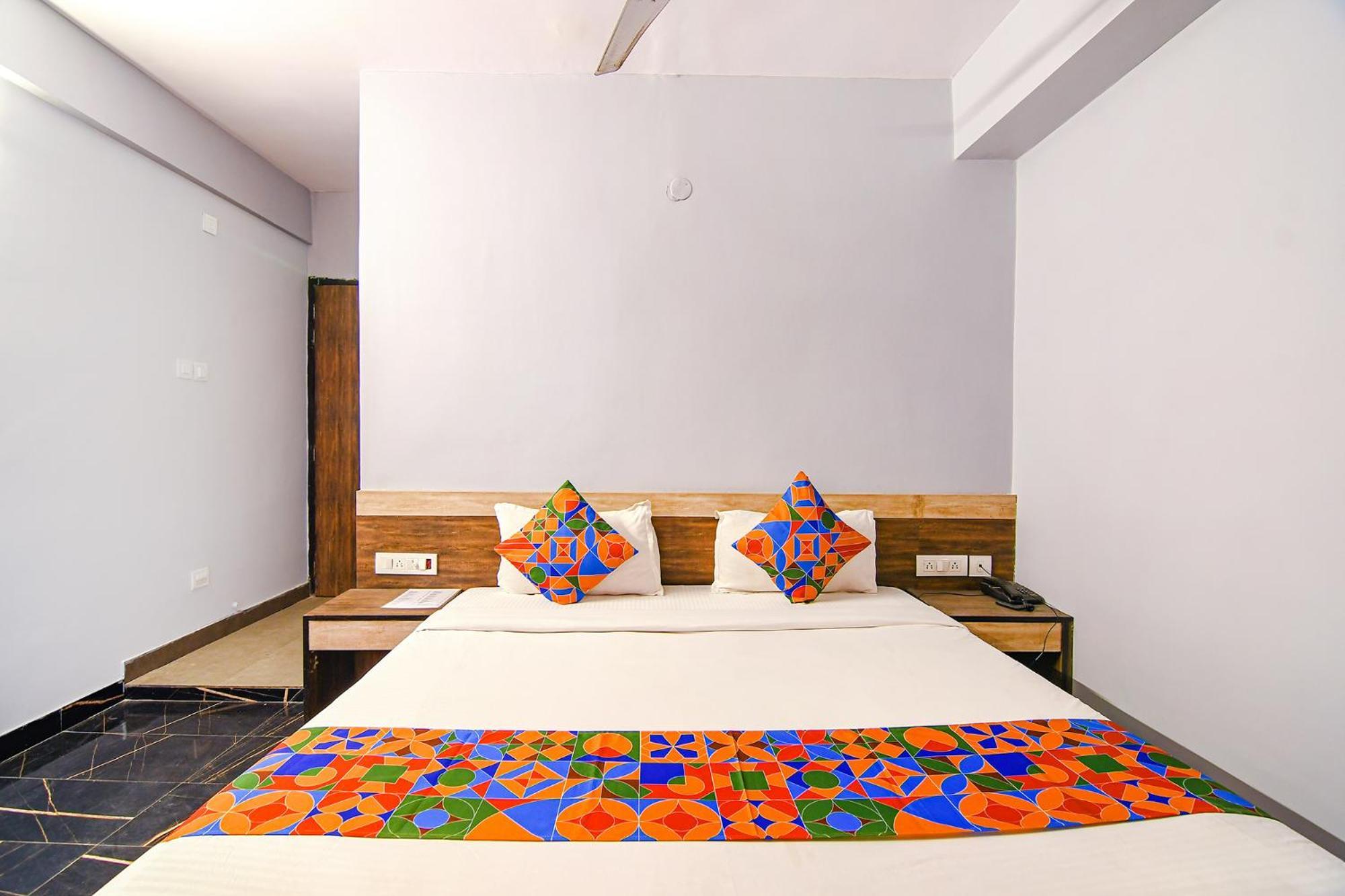 Hotel Fabexpress Subh Residency Santragachi Exterior foto